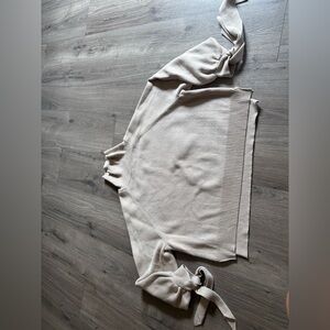 Pink Lily size small turtle neck sweater beige